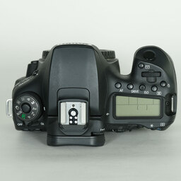 Canon EOS 90D