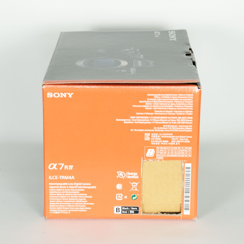 SONY α7RIV ボディ ILCE-7RM4A   【後期モデル 液晶下部にSONYロゴなし】 SONY α7RIV ボディ ILCE-7RM4A   【後期モデル 液晶下部にSONYロゴなし】