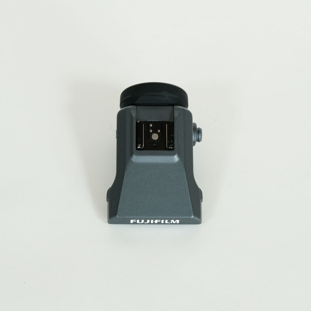 FUJIFILM GFX 100 FUJIFILM GFX 100