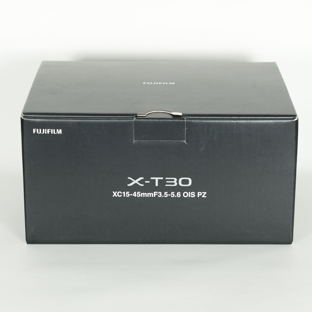 FUJIFILM X-T30