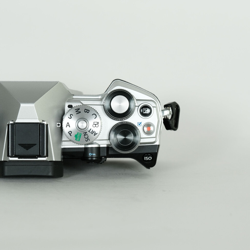 OM SYSTEM OM-5 OM SYSTEM OM-5