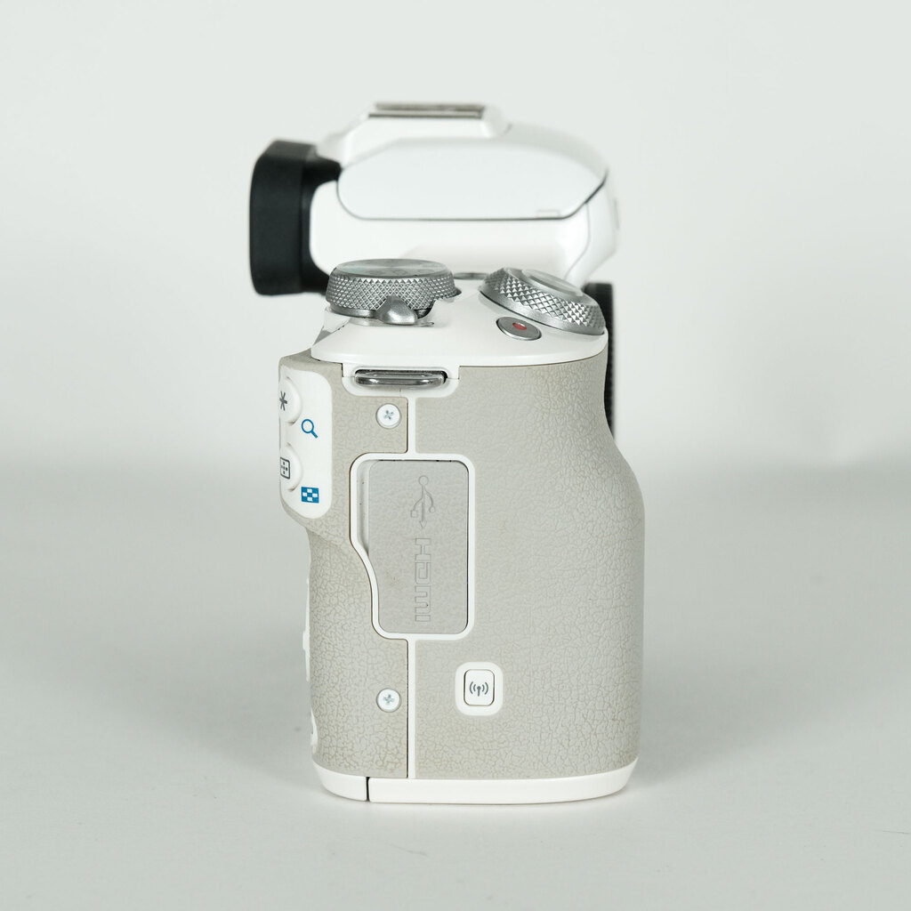 【C038】Canon EOSkissM ※ジャンク品 C038】Canon EOSkissM ※ジャンク品 - メルカリ