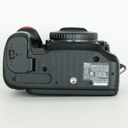 Nikon D7200 バッテリーパックキット Nikon D7200 バッテリーパックキット
