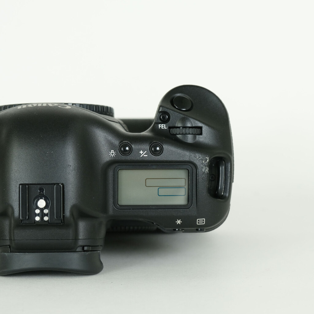 Canon EOS 1D