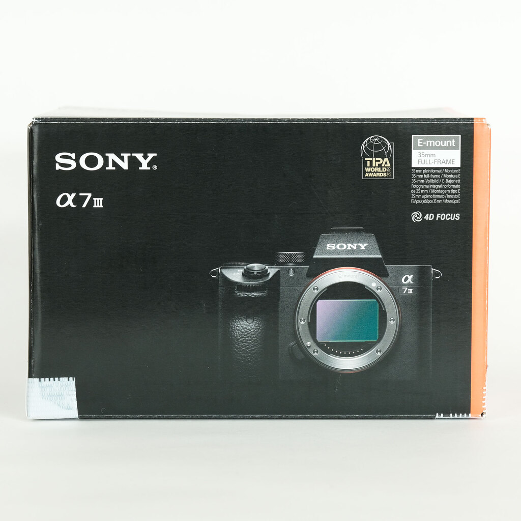 SONY α7 III(ILCE-7M3) SONY α7 III(ILCE-7M3)