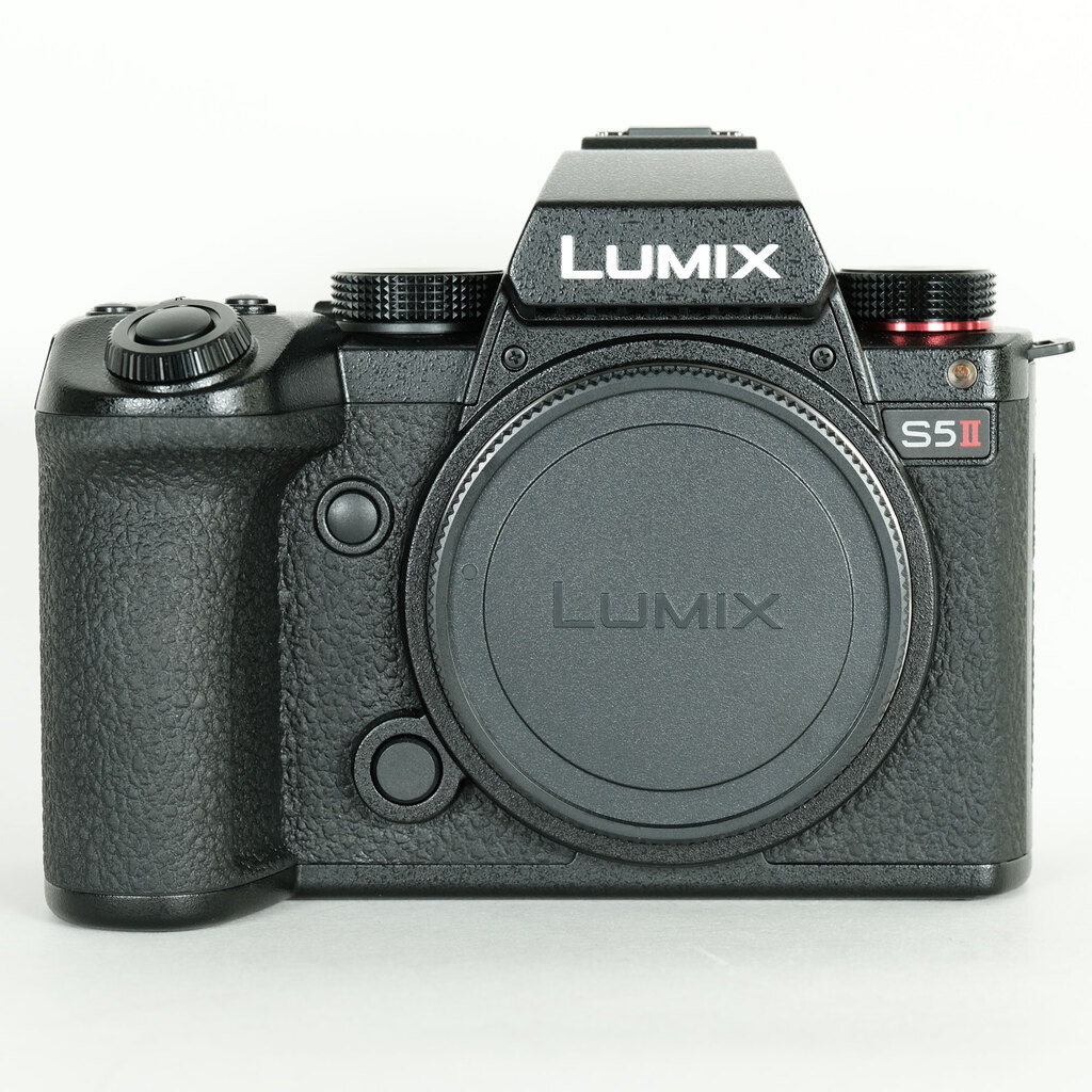 Panasonic LUMIX S5II DC-S5M2 Panasonic LUMIX S5II DC-S5M2