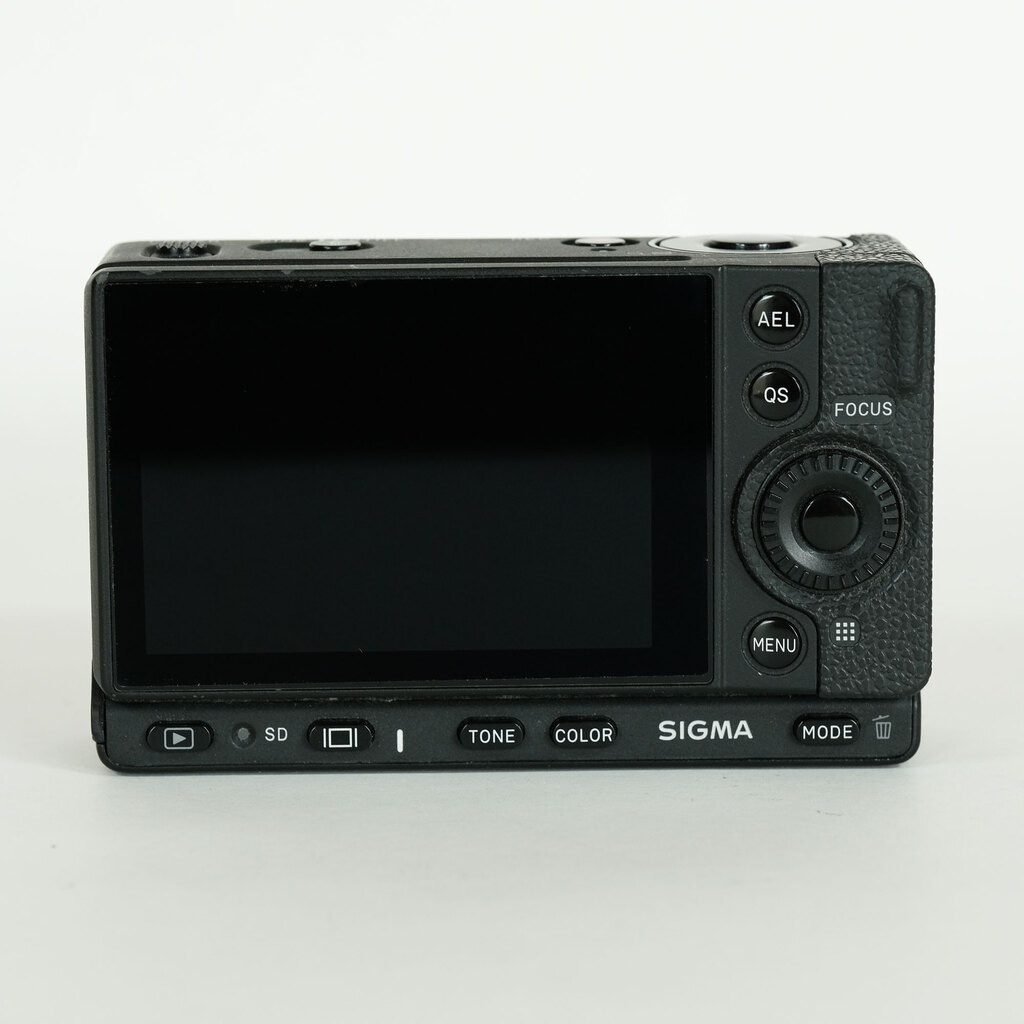 SIGMA SA-1 フィルム一眼レフカメラなどまとめて6台(J69) SIGMA SA-1 フィルム一眼レフカメラ + アクセサリーセット