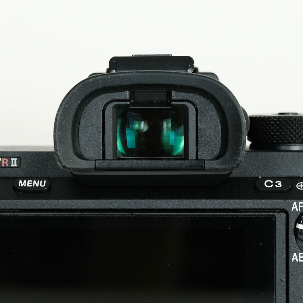 SONY α7R II(ILCE-7RM2) SONY α7R II(ILCE-7RM2)