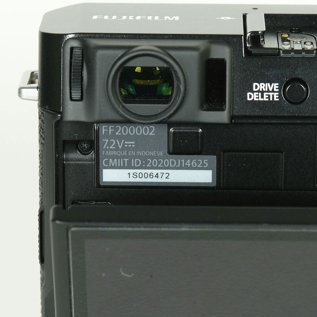 FUJIFILM X-E4 FUJIFILM X-E4