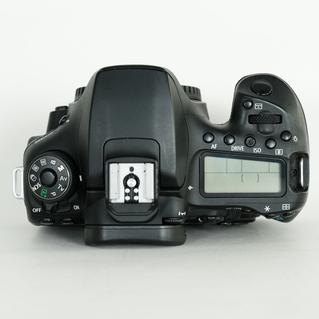 Canon EOS 90D Canon EOS 90D