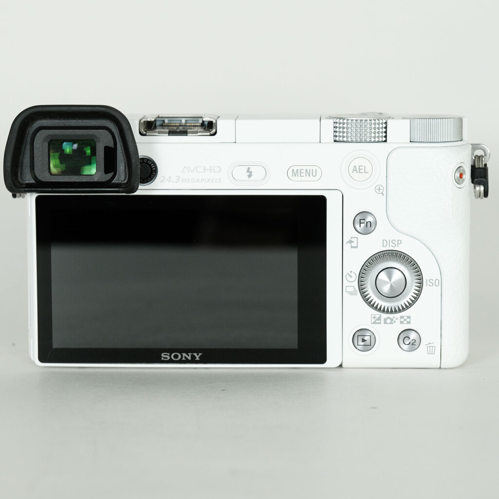 SONY α6000(ILCE-6000) SONY α6000(ILCE-6000)