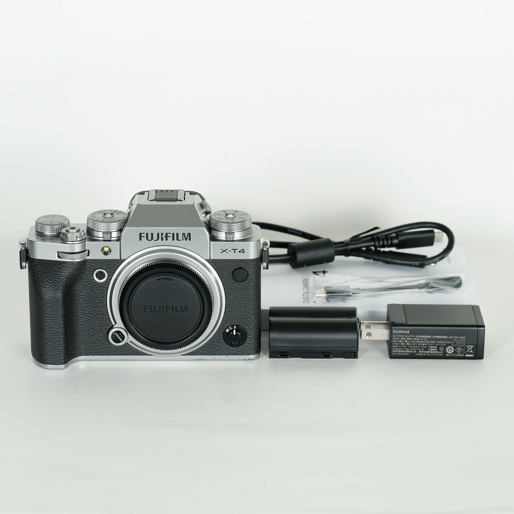フジフィルム FUJIFILM X-T4 ボディ シルバー 良品：引退セット】フジ