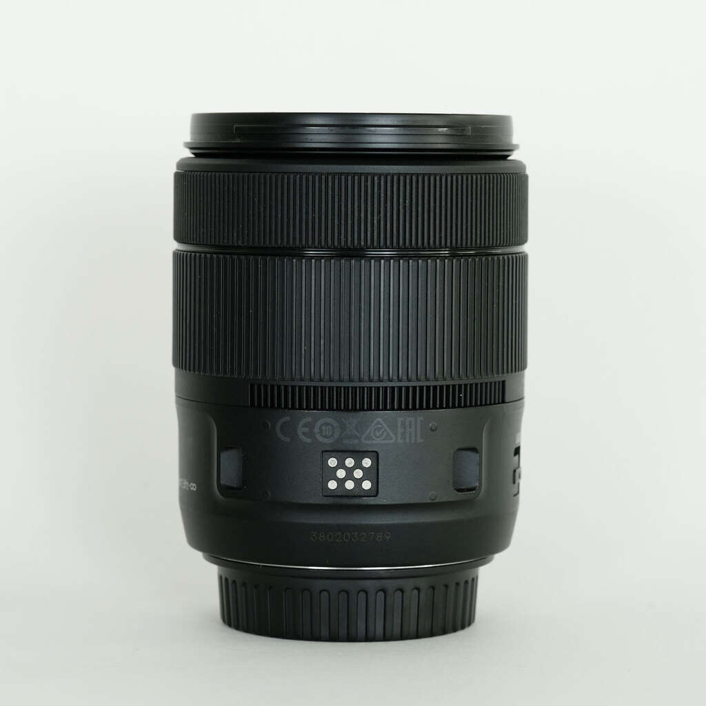 Canon EOS 80D EF-S18-135 IS USM レンズキット Canon EOS 80D EF-S18-135 IS USM レンズキット