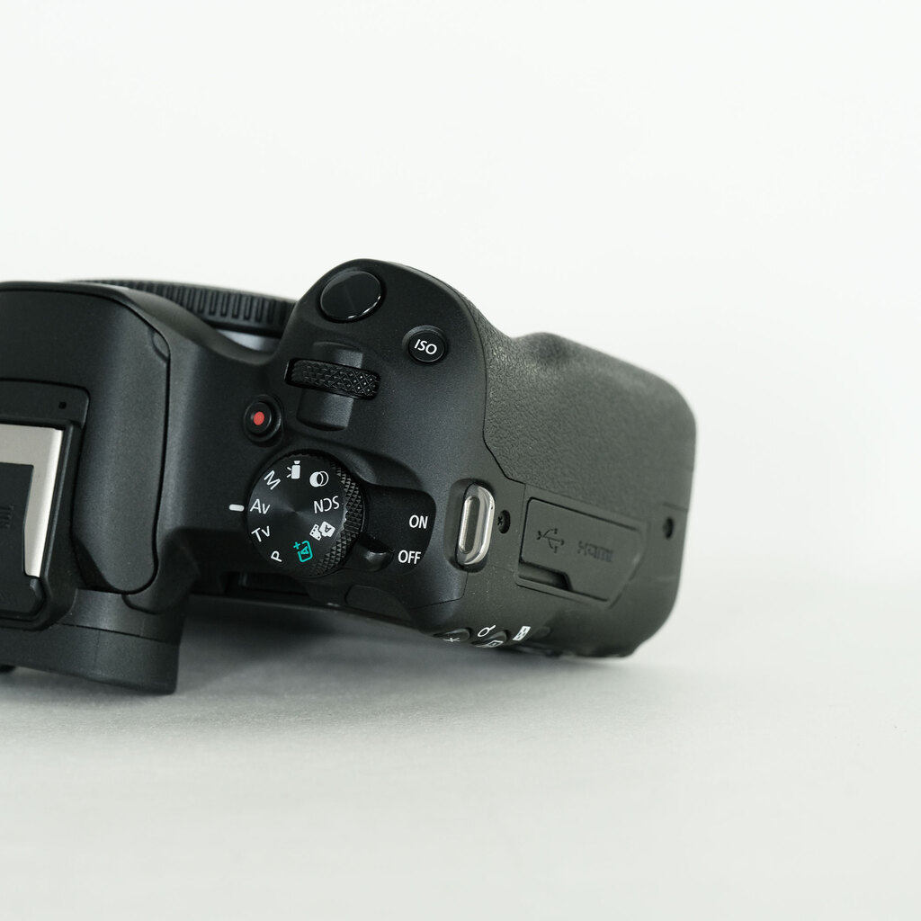 Canon EOS R50 Canon EOS R50