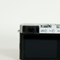 FUJIFILM X-E4 FUJIFILM X-E4