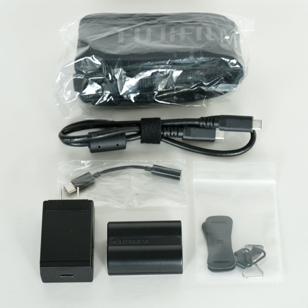 FUJIFILM X-T4 FUJIFILM X-T4