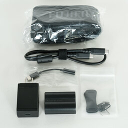 FUJIFILM X-T4 FUJIFILM X-T4