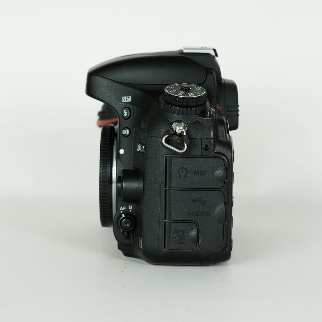 Nikon - Nikon D600 ブラック ボディ M000 Amazon.com : Nikon D600 24.3 MP CMOS FX-Format Digital SLR