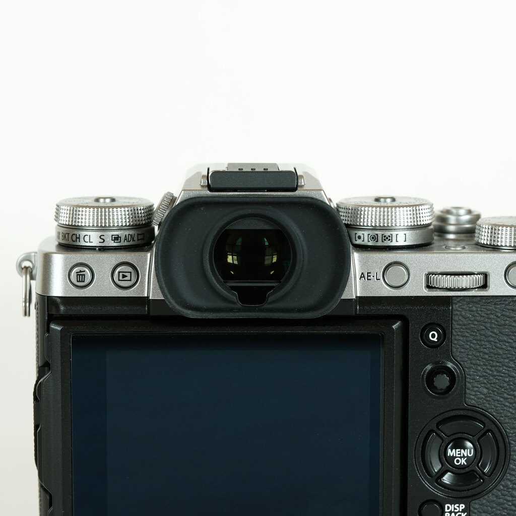 FUJIFILM X-T3 FUJIFILM X-T3