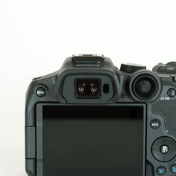 Canon EOS R7 Canon EOS R7