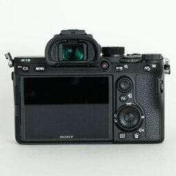 SONY α7 III(ILCE-7M3) SONY α7 III(ILCE-7M3)