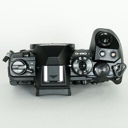 OLYMPUS OM-D E-M1 Mark III OLYMPUS OM-D E-M1 Mark III