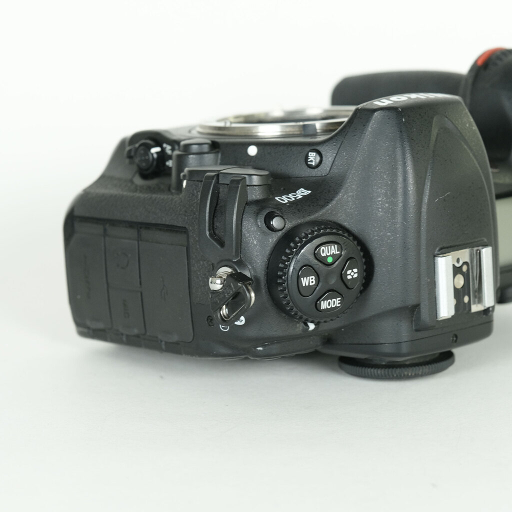 Nikon D500