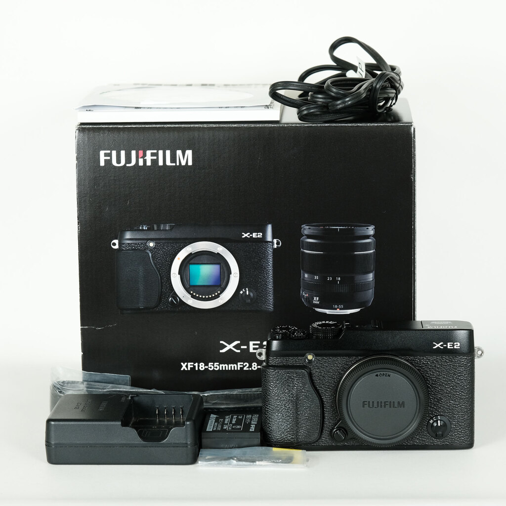 FUJIFILM X-E2 FUJIFILM X-E2