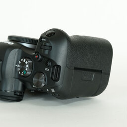 Canon EOS R6 Canon EOS R6