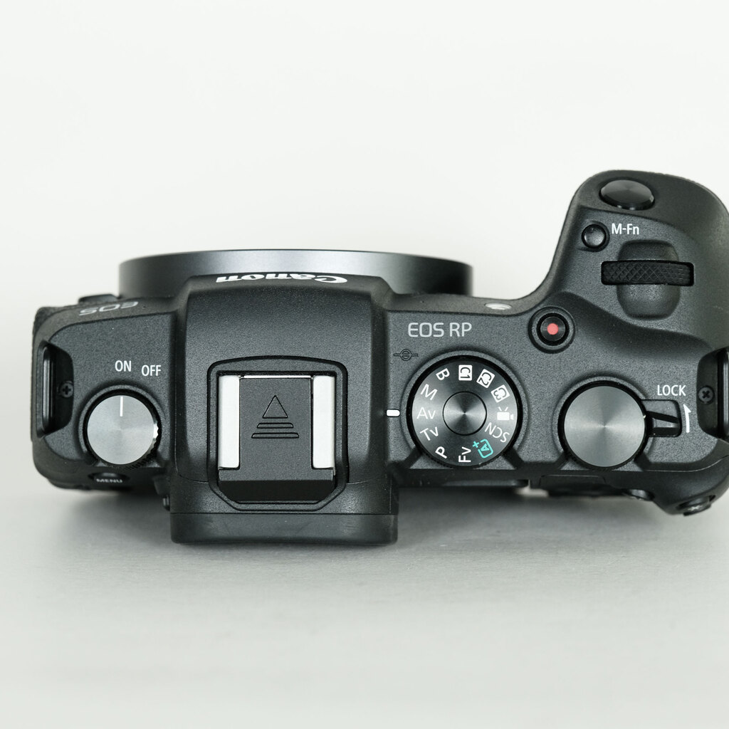Canon EOS RP Canon EOS RP