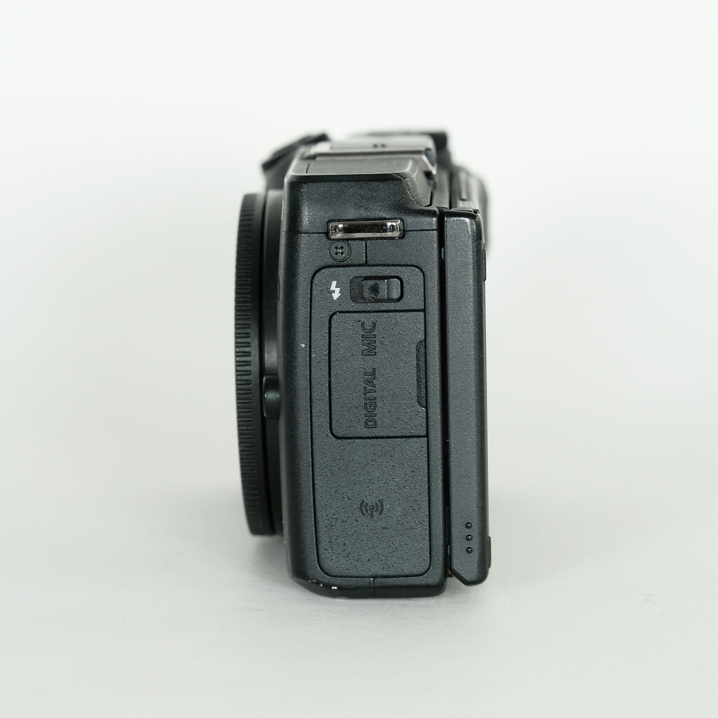 Canon EOS M3 ボディEVFキット ブラック