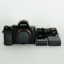 SONY α7(ILCE-7) SONY α7(ILCE-7)