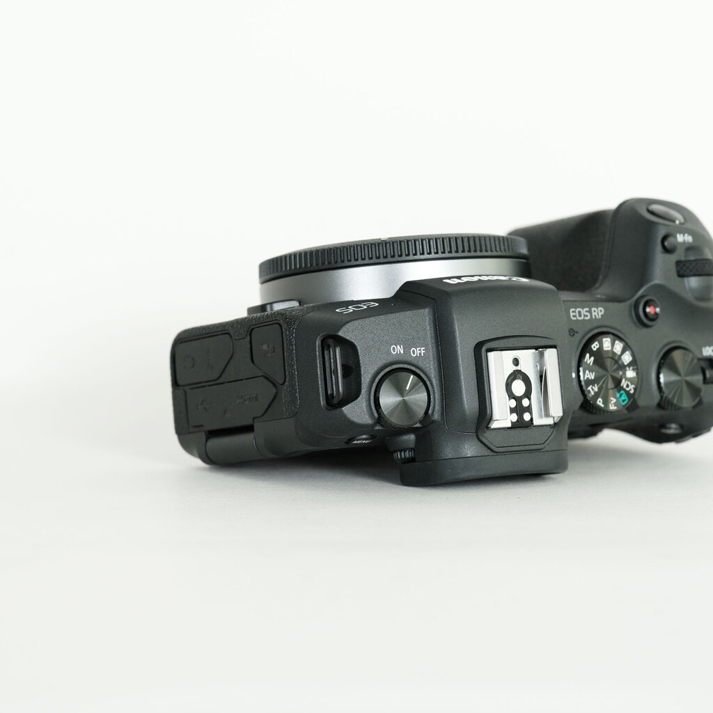 Canon EOS RP Canon EOS RP