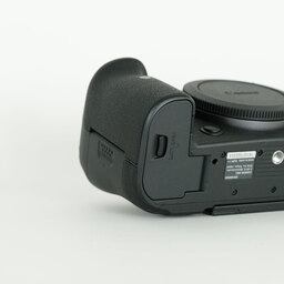 Canon EOS R6 Canon EOS R6