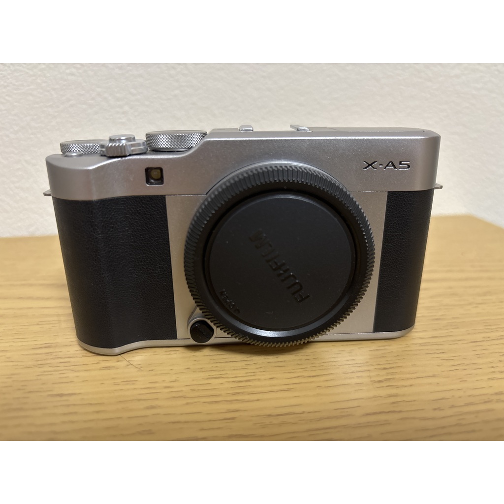 FUJIFILM X-A5の出品 | ONE SCENE（ワンシーン）