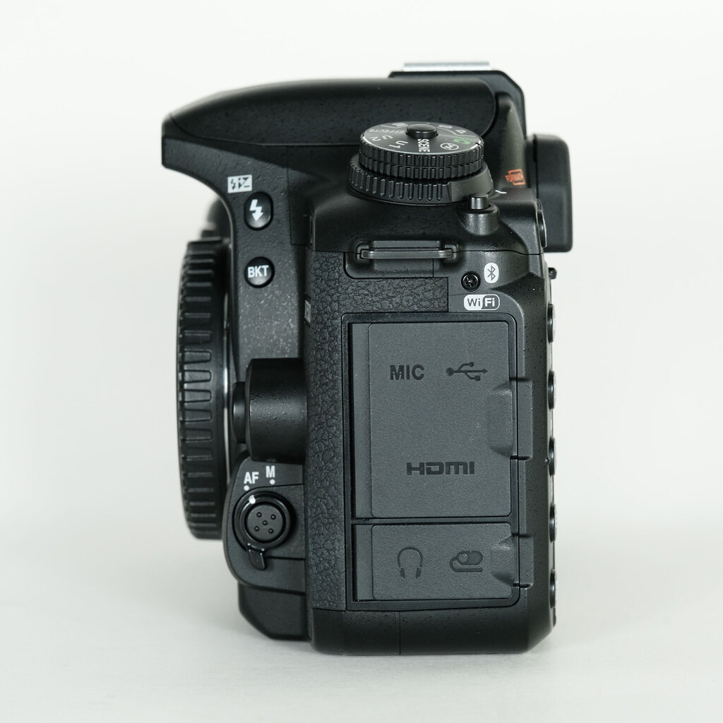 Nikon D7500 ボディ 美品 箱付き 新品)Nikon (ニコン) D7500 ボディ（商品ID：4960759149084