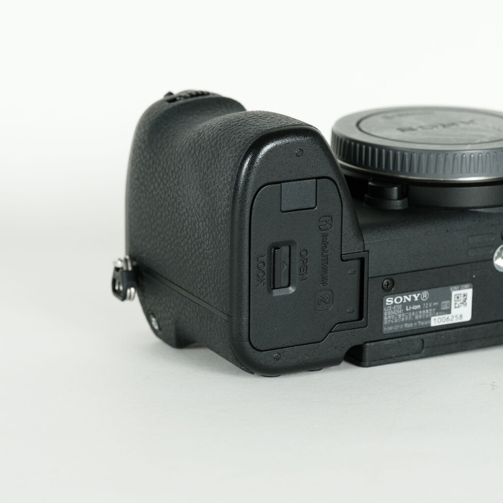 SONY α6700(ILCE-6700) SONY α6700(ILCE-6700)