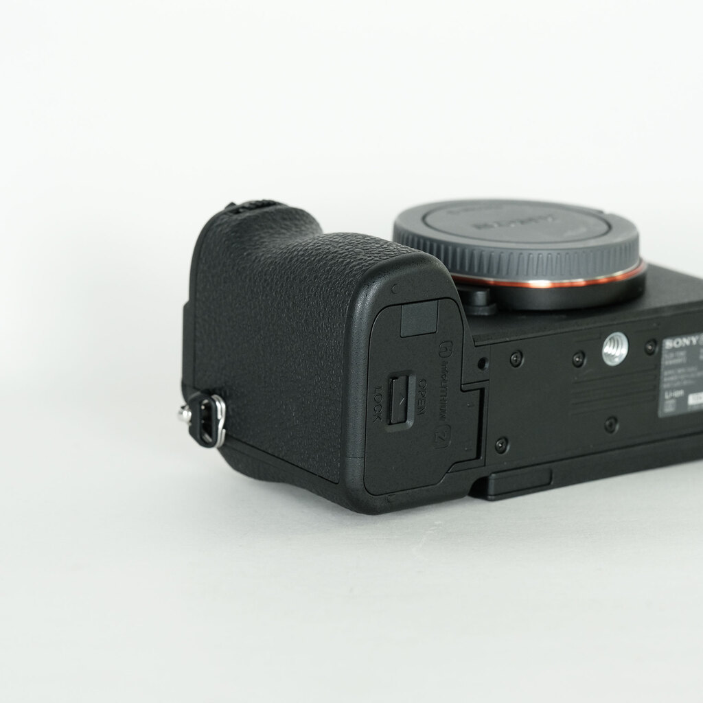 SONY α7C II(ILCE-7CM2) SONY α7C II(ILCE-7CM2)