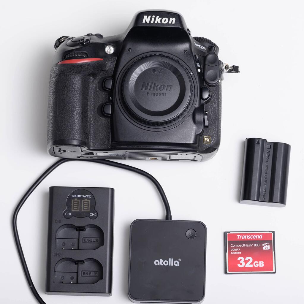 Nikon - NikonのD800Eとおまけ Nikon D800 vs Nikon D800E – Choosing The Right One