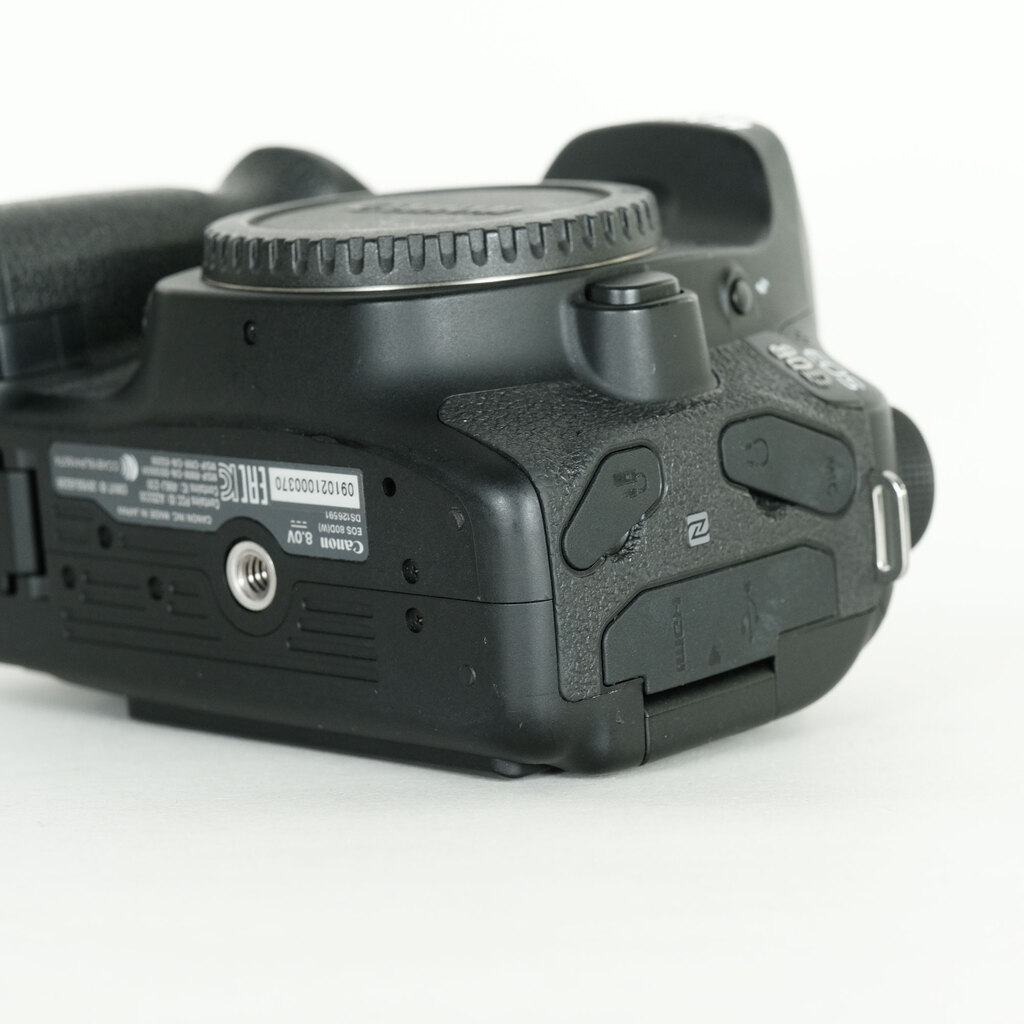 (ジャンク品)Canon EOS 80D デジタル一眼レフカメラ 91FZDk3gi0L._AC_SY200_QL15_.jpg