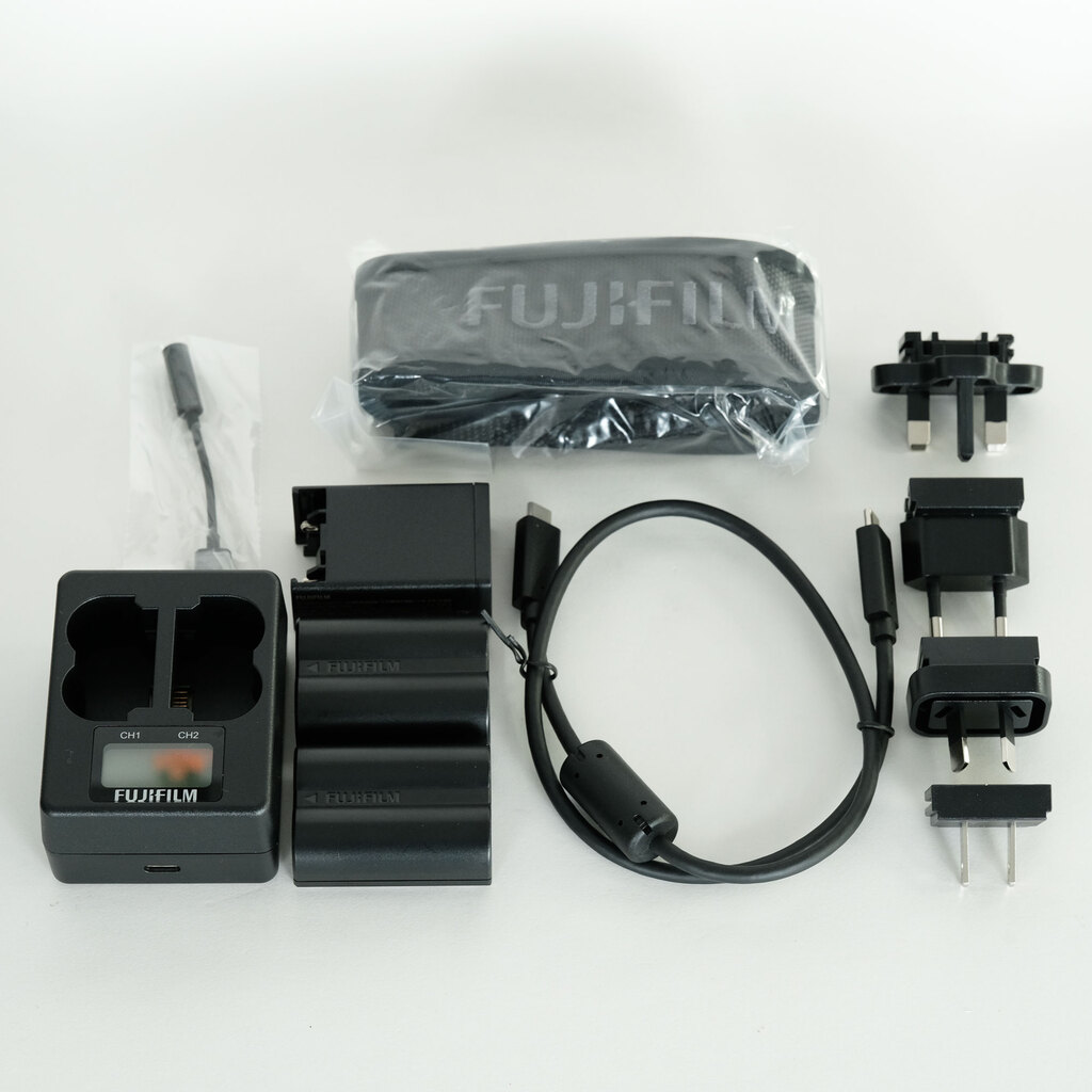 FUJIFILM X-T5 FUJIFILM X-T5