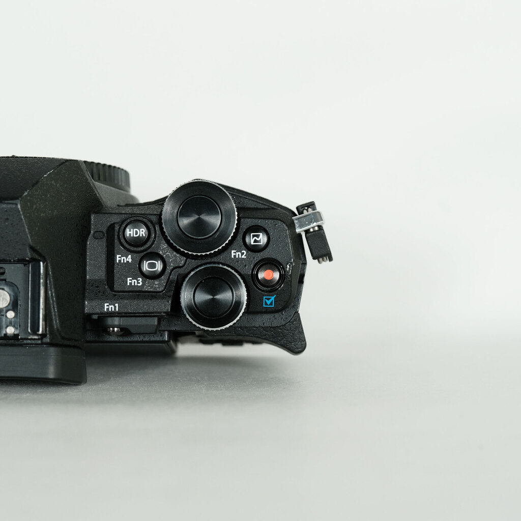 OLYMPUS OM-D E-M5 Mark II ブラック 訳あり ジャンク品 OLYMPUS - 【ジャンク品】OLYMPUS/OM-D E-M5 Mark II ④の通販 by