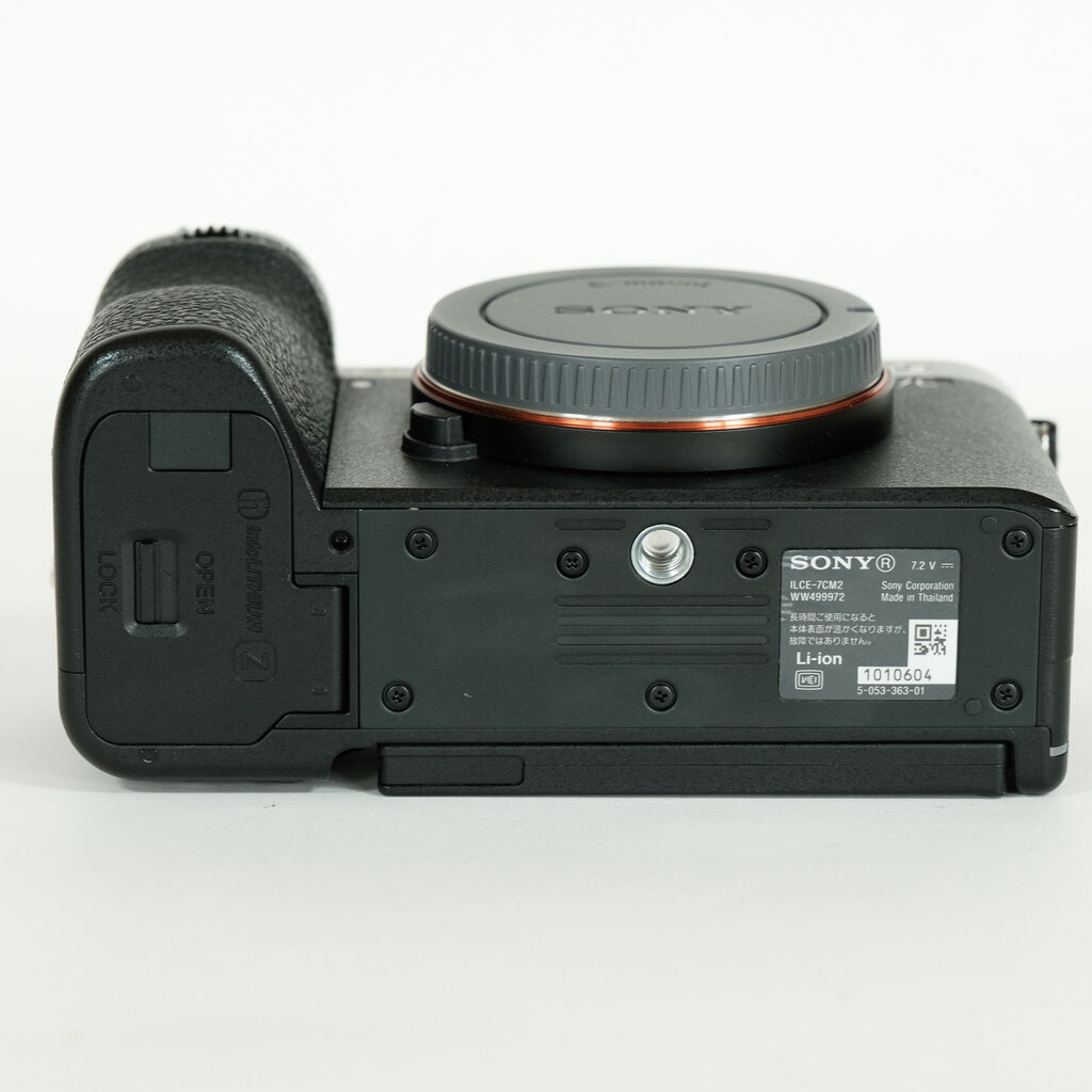 未開封 α7C II ボディ シルバー ILCE-7CM2 S 新品)SONY (ソニー) α7C II ボディ ILCE-7CM2 S シルバー（商品