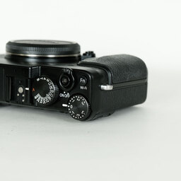 FUJIFILM X-E2 FUJIFILM X-E2