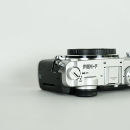 OLYMPUS PEN-F OLYMPUS PEN-F