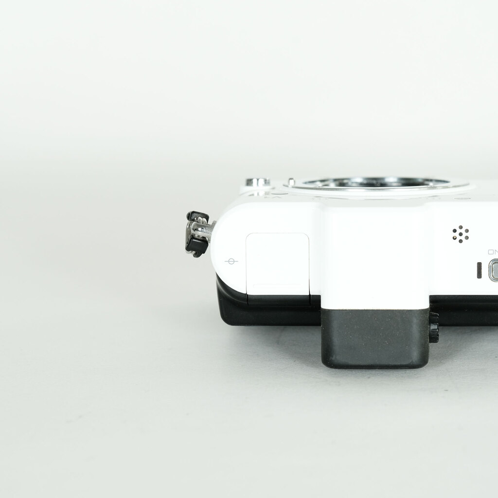 Nikon Nikon1 V1 ダブルズームキット ホワイト Nikon Nikon1 V1 ダブルズームキット ホワイト