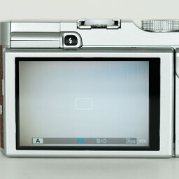 FUJIFILM X-A1 ボディ ブラウン FUJIFILM X-A1 ボディ ブラウン