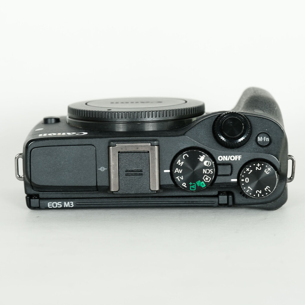 Canon EOS M3 ボディEVFキット ブラック