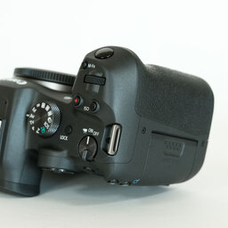 Canon EOS R7 Canon EOS R7