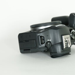 Canon EOS R6 Mark II Canon EOS R6 Mark II